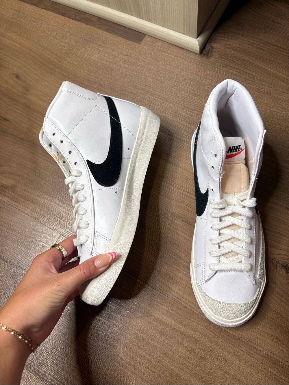 NWT Nike Blazers Mid 77